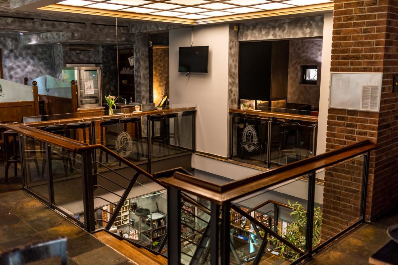 Hostel Henriettas Sleeping Ulm Zewnętrze zdjęcie