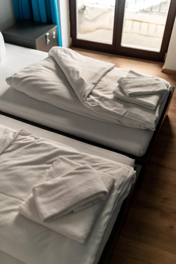 Hostel Henriettas Sleeping Ulm Zewnętrze zdjęcie