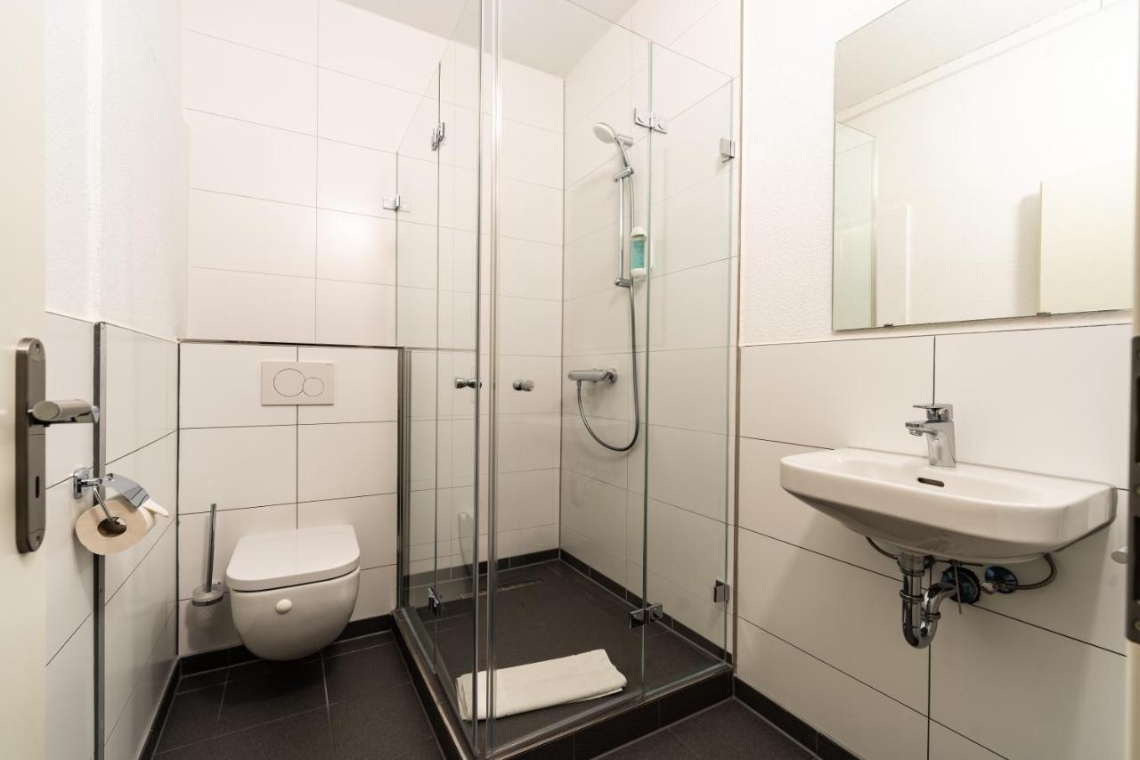 Hostel Henriettas Sleeping Ulm Zewnętrze zdjęcie