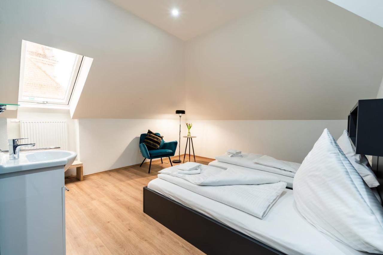 Hostel Henriettas Sleeping Ulm Zewnętrze zdjęcie
