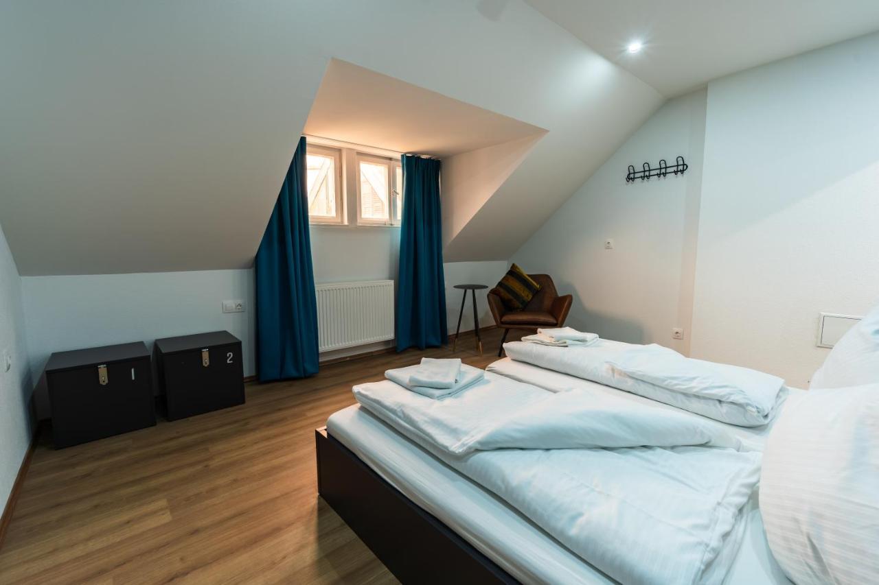 Hostel Henriettas Sleeping Ulm Zewnętrze zdjęcie